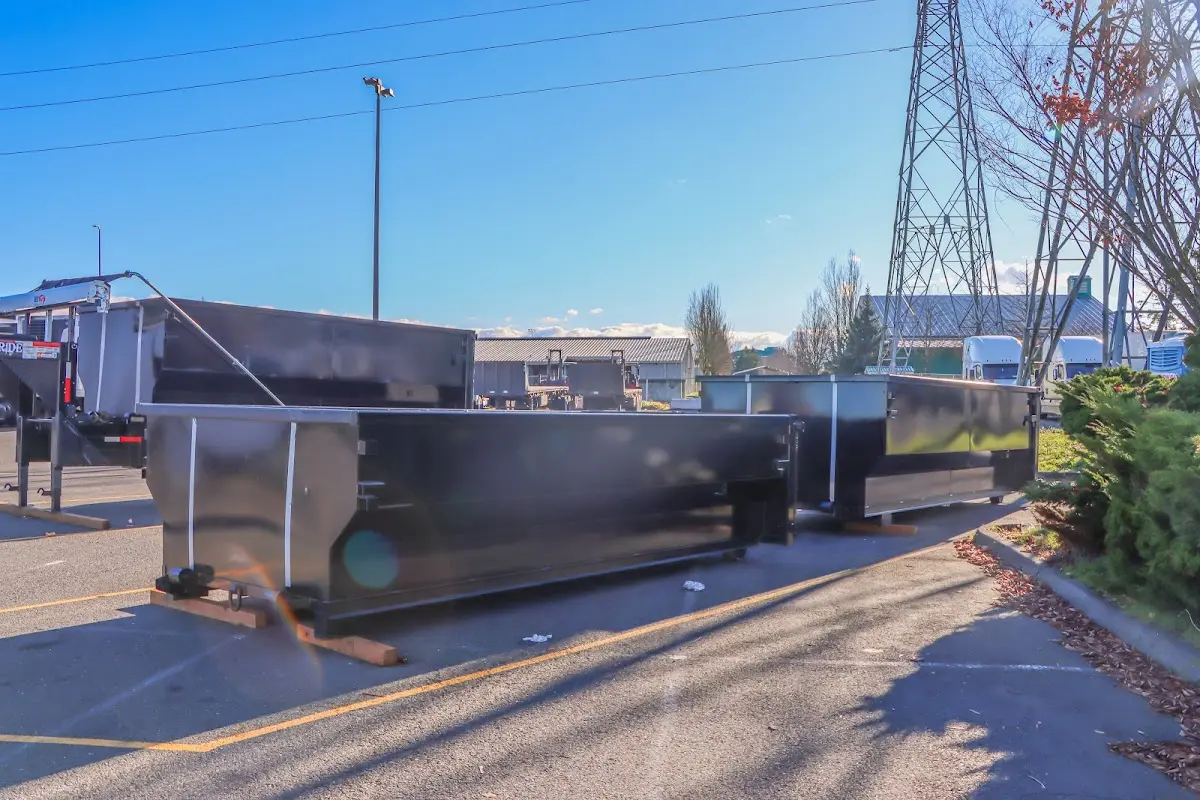 Professional dumpster rental and junk removal service in Anahola