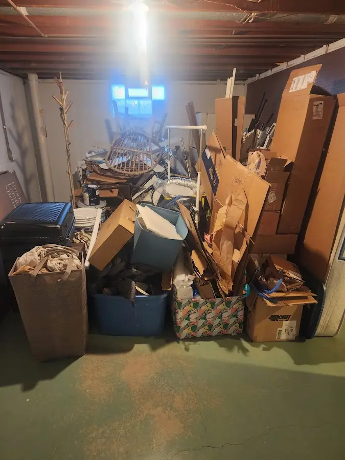 Roll-off dumpster container at job site for Construction Dumpster Rental in Anahola